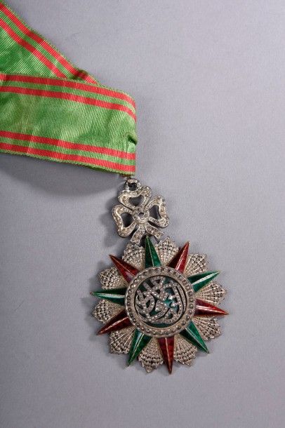 null Tunisie, Ordre du Nichan al-Iftikar (fondé en 1837). Étoile de commandeur en...