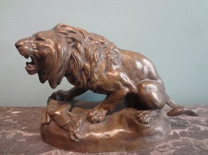 null D'après Alfred BARYE (1839-1882)

Lion et antilope

Bronze à patine brune. Signé.

Haut....