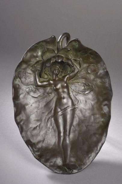 null VIBERT Alexandre (1842-1909) 


	Vide-poches « Elfes ». Épreuve en bronze à...