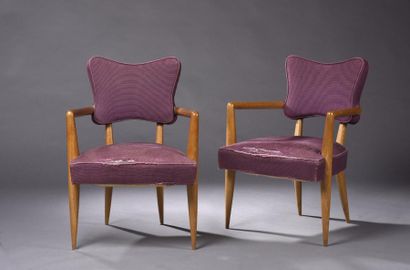 null MINVIELLE d'après ROYERE


	Paire de fauteuils « Trèfle – vers 1950 ». Structure...