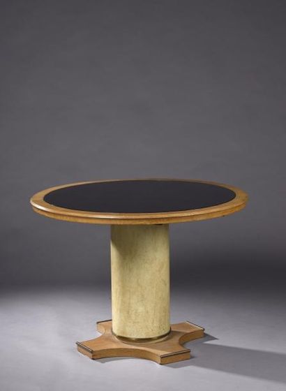 null Paul DUPRÉ-LAFON (1900-1971)


	Table pouvant former guéridon à plateau circulaire,...
