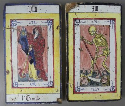 null Jeu de tarot comportant 21 lames en céramique