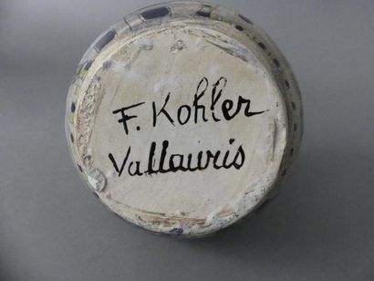 null Fernande KOHLER (XX)

Pichet gargoulette en céramique en partie émaillée. Signé.

Haut....