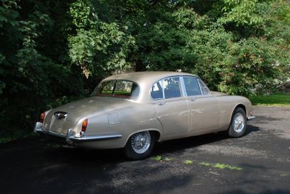 null JAGUAR Type S 3.8 - 1963 
Française d’origine, livrée par Royal Elysée. 88 000km....