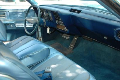  OLDSMOBILE Toronado coupé V8 455Ci - 1969 Couleur bleu pastel, sellerie turquoise...
