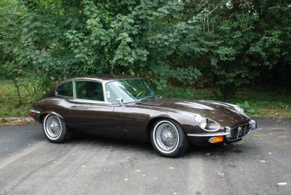 null JAGUAR TYPE E coupé série III - 1971 
Marron métallisé, sellerie cuir noir,...