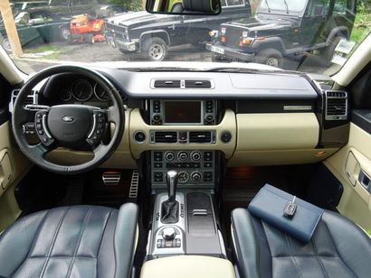 null LAND ROVER Range Rover V8 Supercharged Vogue - 2007 
Full options gris métallisé,...