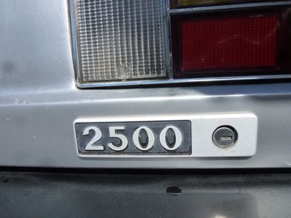 null LANCIA Gamma Coupé 2500 - 1980 
Gris métallisé, intérieur velours marron. 91500...