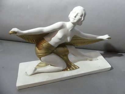 null Salvatore MELANI (1902-1934)
Danseuse au voile
Terre cuite d'édition repatinée,...