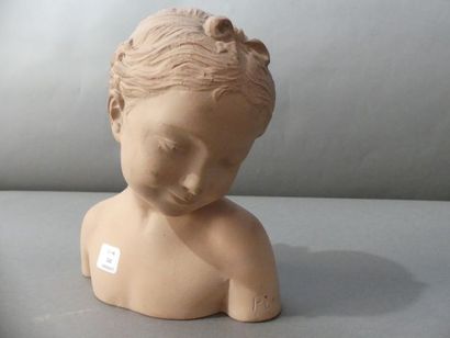 null D'après PIGALLE
Buste de jeune fille
Moulage en terre cuite
Haut. 18 cm
