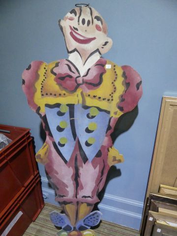 null Figure de fête foraine représentant un clown en bois peint
Haut. 141 cm