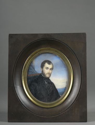 null H. BOSSON (XIXe siècle)
Portrait d’homme au fauteuil vert
Miniature signée et...