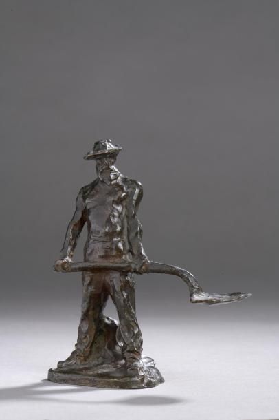 Aimé-Jules DALOU (1838-1902)
Terrassier
Bronze...