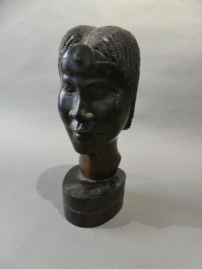 2 bustes africains en bois précieux
H : 39...