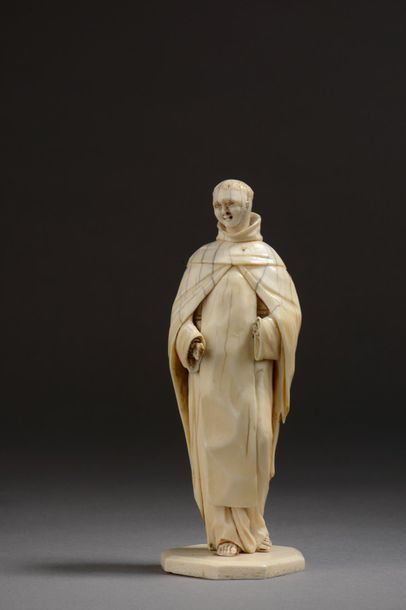 null Statuette de Saint Bruno en ivoire.
XVII/XVIIIème siècle. (Manque les mains)
H....