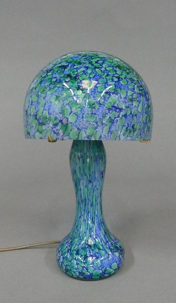 null Lampe champignon en verre multicouche à fond bleu à décor de cailloutis (accident...