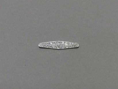 null Petite barette en platine et diamants
Poids brut : 6,13 g