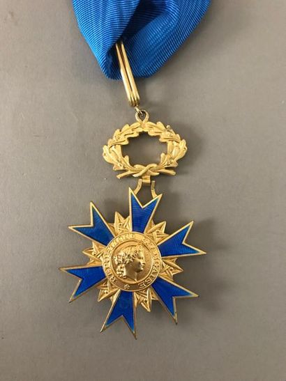 France - Ordre National du Mérite. Etoile...