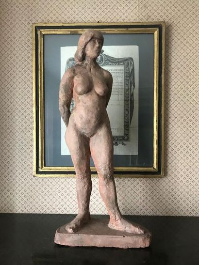 null Ecole du Xxème siècle
Sculpture en plâtre représentant un nu féminin.
H.: 67...