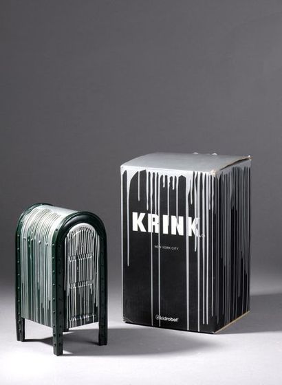 null KRINK (XX)
The Krink NYC mailbox, 2008
Sculpture en résine solide et peinture...