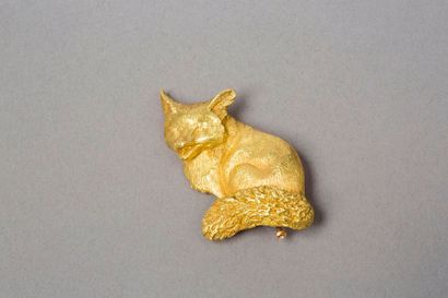 null MELLERIO 


Broche en or jaune 18k 750‰ figurant un renard. Signée et numérotée...