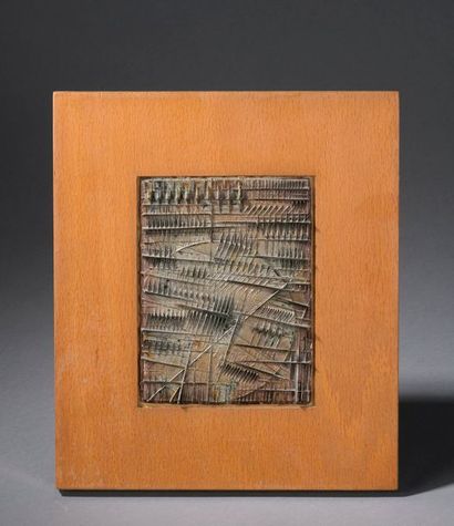 null Arnaldo POMODORO (1926)


Lettera Solare, vers 1977


Bas-relief en bronze doré....