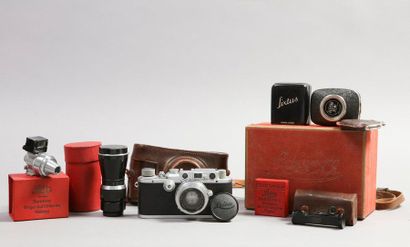 Leica, Leitz. Ensemble avec un boîtier Leica...