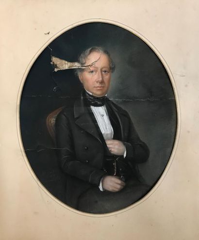 null Ecole du XIXème siècle
Lot comprenant :
- Portrait d'homme, huile sur toile,...