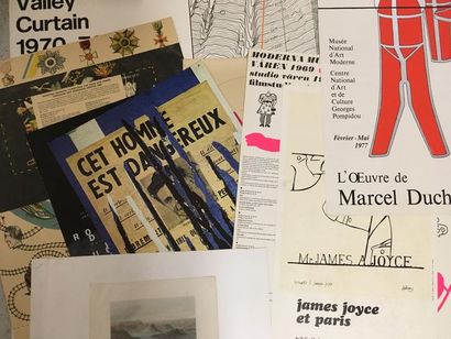 null Lot d'affiches d’expositions diverses dont :
James Joyce, Marcel Duchamp et...