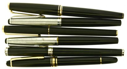 null *MONTBLANC
Lot de plus de 25 stylos plumes, billes, rollers, feutres et porte-mines,...