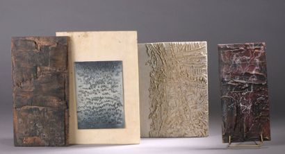 null Carlos CARNERO (1922-1980)


Deux compositions reliefs sur cartons.


22 x 30...