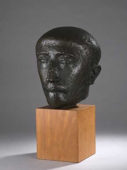 null Marcel GIMOND (1894-1961)


Portrait de Stanislas Fumet, 1949


Épreuve en bronze...