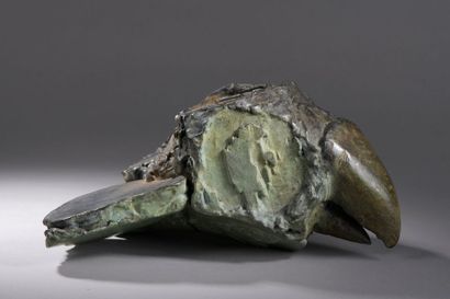 null Jean-Robert IPOUSTEGUY (1920-2006)


Oiseau plat, 1957


Bronze à patine verte...
