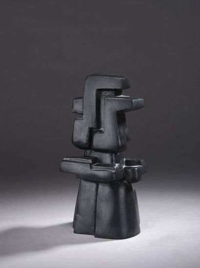 null François STAHLY (1911-2006)


Sculpture au bec, 1970-1979


Sculpture en résine.


Édition...