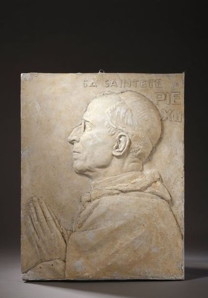 null Louis Marcel BOTINELLY (1883-1962)


Pie XII et Henry Joly


Un bas-relief en...