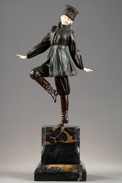  Demeter CHIPARUS (1886-1947). Danseuse paysanne russe. Sculpture chryséléphantine... Gazette Drouot