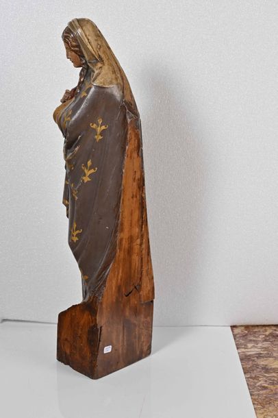 null Santibelli en bois polychrome représentant la vierge tenant la couronne d’épine....