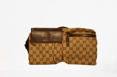 null GUCCI : 19cm canvas belt pouch with beige and brown leather logo, adjustable...
