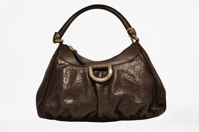 null GUCCI : Bag " d-ring ", 30 cm, in embossed leather, brown logo, black pudding...