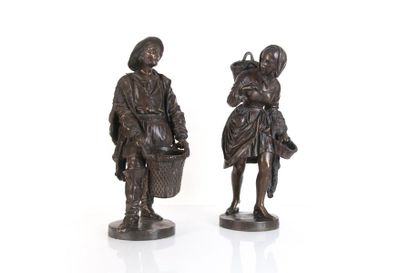 null Edmond LEVEQUE (1814-1874)
Le couple de pêcheurs.
Paire de bronzes à patine...