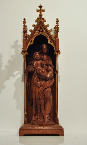 null Art populaire

Vierge à l'enfant en bois sculpté dans un élément architecturé...