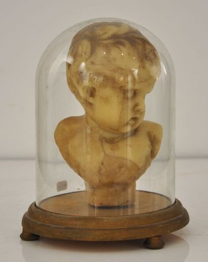 null Travail du début du XXème siècle

Buste d'enfant.

Sculpture en cire.

H. :...