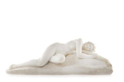 null Ugo CIPRIANI

(1887-1960)

Alanguished woman

Marble

Signed Menneville

29...