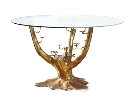 null Willy DARO

(XX)

Table

Bronze, glass

78 x 130 cm.

Circa 1970

Table

Bronze,...