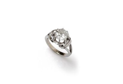 Solitaire in 18K white gold (750/1000) and...