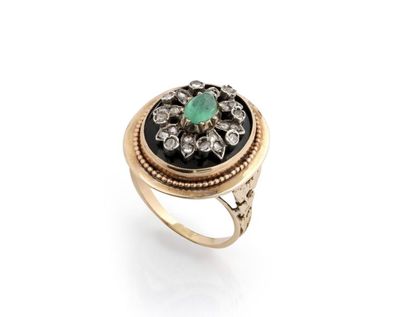 null Ring in 18K (750/1000) yellow gold and silver (800/1000) adorned with a flower...