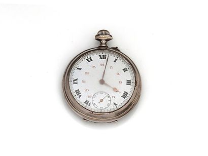 null Collar watch, circa 1800.
White enamel dial, Roman numerals on
12 o'clock dial...