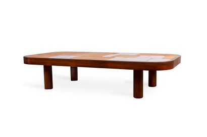 null Roger CAPRON (1922-2006) 

Table dite Shogun Céramique, bois 33 x 98 x 68 cm....