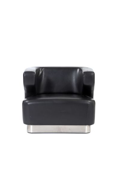 null Gianni MOSCATELLI (XX) 

Rare paire de fauteuils Acier, simili cuir 70 x 85...
