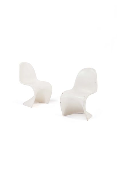 null Verner PANTON (1926-1988) 

Paire de chaises Fibre de verre 82 x 53 x 49 cm....